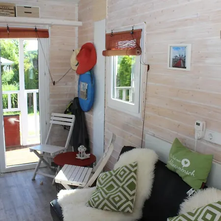 Holiday home Tinyhouse-dangast 1 Varel
